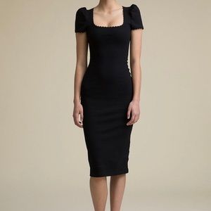 ISO - DESPERATELY SEEKING the Simone in black.Size Small will make a Medium work
